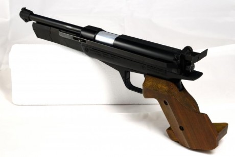 Buenos dias

Hace ya unos 8 años mas o menos tiraba con una FB P40 (creo querea ese el modelo, tenia la 70