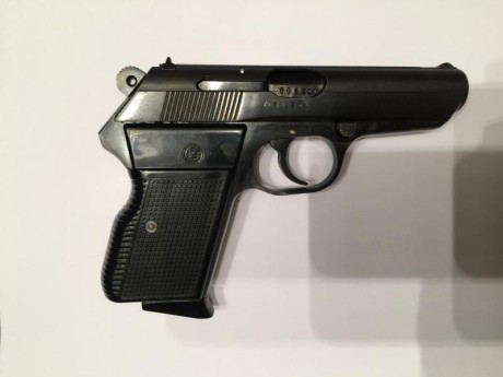 Se vende VZOR calibre 7,65 utilizada 2 veces, es un chollo impecable y sin usar. Precio 2ª Rebaja 300€ 00