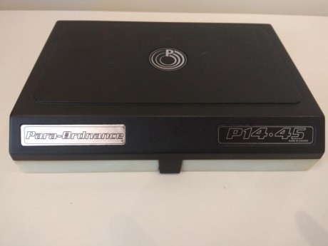 Se vende Para-Ordnance P. 14-45.
Se entrega con caja original. 
Tres cargadores dos de ellos originales.
Cinturón 100