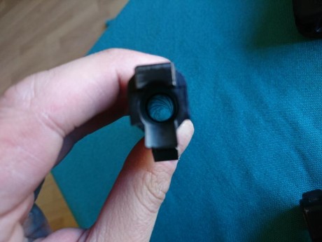 Se vende arma Sig Sauer en perfectas condiciones de uso con carril picatinny. Cuenta con dos cañones, 80