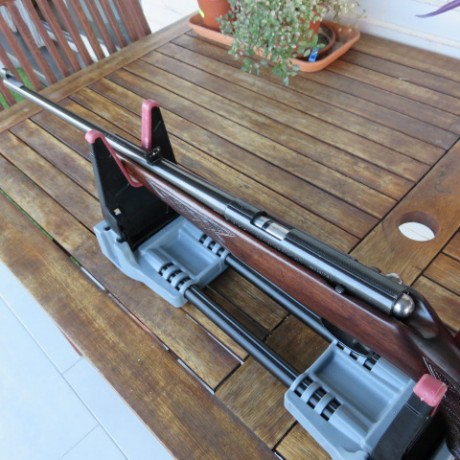 Lo dicho vendo mi carabina anschutz 1415-1416 del calibre 22 LR muy cuidada y a las fotos me remito con 00