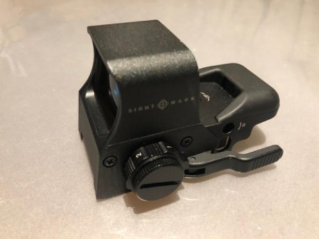 Buenas,

Se venden los siguientes accesorios:

1)Sightmark 5x Magnificador STS

Magnificador con especificación 00