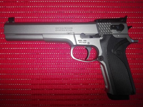   Hola chicos, como veo que falta un sub-foro de esta marca (lo hay de Glock, de 1911's, de Revólveres, 20