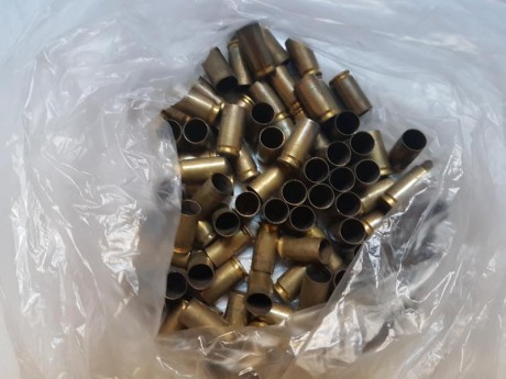 Hola, 
Vendo vainas boxer, solo un disparo arma semiauto. Sin desempistonar ni limpiar.

9 parabellum 01