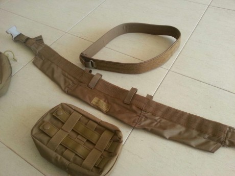 Vendo lote portacargadores de airsoft 25 euros puesto en casa (solo peninsula), se compone de:
2 portacargadores 12