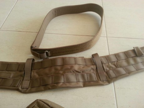 Vendo lote portacargadores de airsoft 25 euros puesto en casa (solo peninsula), se compone de:
2 portacargadores 11