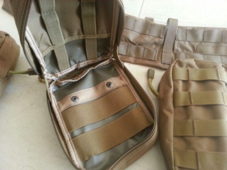 Vendo lote portacargadores de airsoft 25 euros puesto en casa (solo peninsula), se compone de:
2 portacargadores 21