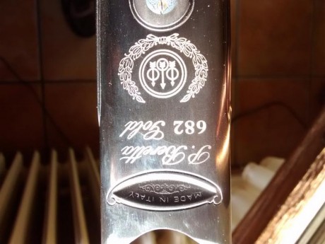 Hola, pongo a la venta una Beretta 682 Gold,  cal 12,  71 de cañón, 11mm de banda.
Esta usada pero muy 21
