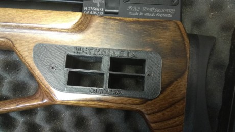 Buenas, pues un amigo me pidio que le hiciera estos porta cargadores para vulcan.
Lo dejó aqui por si 00