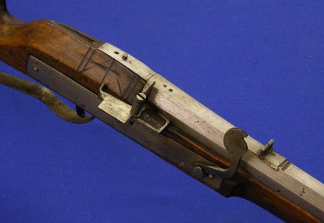 Voy a colocar unas fotos de un arma larga alemana de llave de mecha del siglo XVI. 172