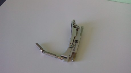 Hola .un amigo del club pone a la venta varios artículos de tiró
- culata de nogal para carabinas anschuz 12