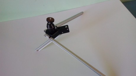 Hola .un amigo del club pone a la venta varios artículos de tiró
- culata de nogal para carabinas anschuz 10