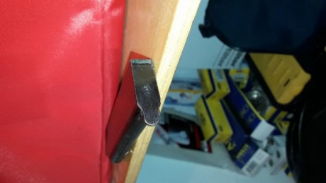 Hola! Haciendo limpieza, pongo en venta varios cargadores. 
- Cargador Astra 300 9 corto. 35€ la unidad. 20