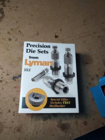 Buenas tardes compañeros.

En el mes de agosto me regalaron está Dillon 650xl y no la he usado nada más 01