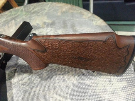 Elegantisima arma, con una fiavilidad y precisión extraordinarias. perfecta para monterias y esperas. 01