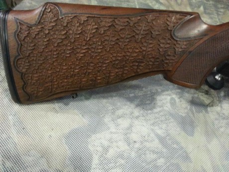 Elegantisima arma, con una fiavilidad y precisión extraordinarias. perfecta para monterias y esperas. 10