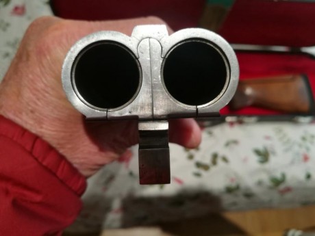 VENDO ESCOPETA PARALELA DE LA MARCA GAMBA GARDONE MODELO. SAN VICENTE ESCUDO DE ORO.

CARACTERISTICAS: 32