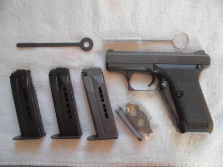 Hola compañeros,
 Por favor leed toda la descripción, gracias. 
  VENDIDA  
El lote incluye la pistola 01