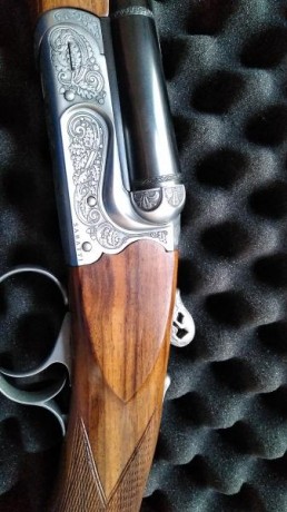 Hola. Vendo Express Sabatti Safari en calibre 9.3x74 R. Lo tengo un año y esta nuevo (No tiene ni arañazos 10