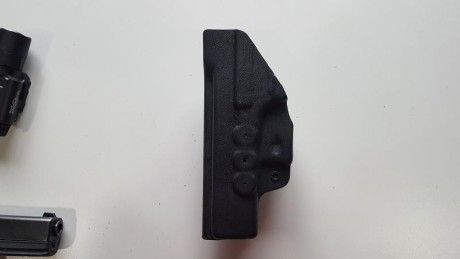 Vendida, Cerrar, Vendo funda Marca Radar para Glock 17, para porte interior,  sirve para todos los modelos 01