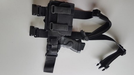 Vendo funda de la marca Vega Holsters para poner en la pierna, se puede poner en la cintura, ajustable, 02