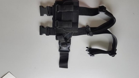 Vendo funda de la marca Vega Holsters para poner en la pierna, se puede poner en la cintura, ajustable, 01