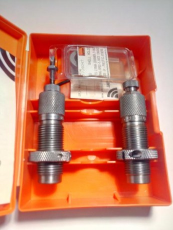 Juego de dies Lyman del 35 remington, sin usar y con shell holder.
40€+ envío 02