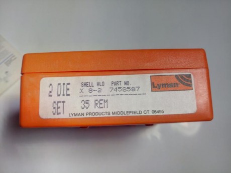 Juego de dies Lyman del 35 remington, sin usar y con shell holder.
40€+ envío 00