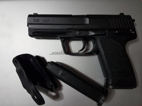 Vendo HK USP 9mm, con 5 cargadores, ideal para IPSC.
ATENCION no es la Compact, gran capacidad de tiro 00
