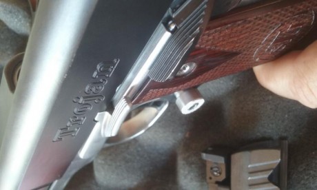 Vendo pistola STI Trojan con el carro del 22. La pistola está guiada en A, pero anteriormente estuvo en 02