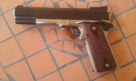 Vendo pistola STI Trojan con el carro del 22. La pistola está guiada en A, pero anteriormente estuvo en 11