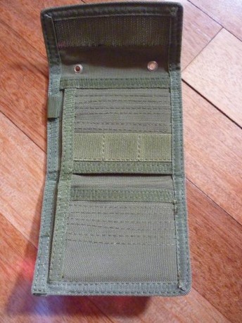 Vendo estas dos carteras juntas -no por separado -
Una de ellas es un excedente de una promocion comercial 10