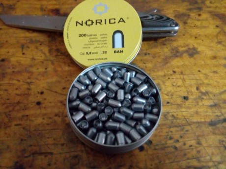 buenas compañeros,
pues lo dicho pongo a la venta estos perdigones son de un amigo que cerro una armeria 02