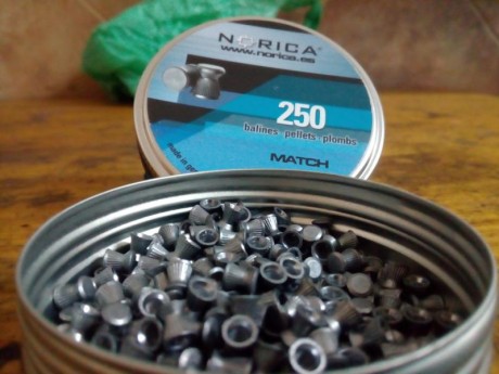 buenas compañeros,
pues lo dicho pongo a la venta estos perdigones son de un amigo que cerro una armeria 00