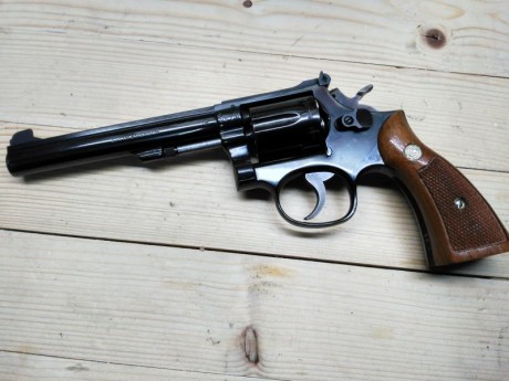 Vendo K 14 modelo 4 en buenísimas condiciones. Aunque tiene años no ha tirado mucho.  
Cacha original 00