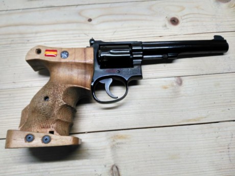 Vendo K 14 modelo 4 en buenísimas condiciones. Aunque tiene años no ha tirado mucho.  
Cacha original 20