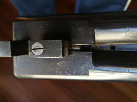 Hola, primero buenas tardes y gracias,
Ha llegado a mis manos una Víctor Sarasqueta creo que modelo Grado 10