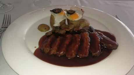 Hoy para comer acelgas hervidas y chuletón de vaca gallega vieja con seis semanas de maduración en cámara 51