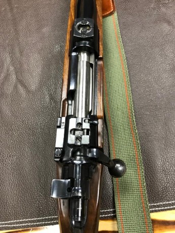Buenas noches.
Necesito ayuda. Me ofrecen este rifle y me dicen que es un mauser.....pero no me mandan 02