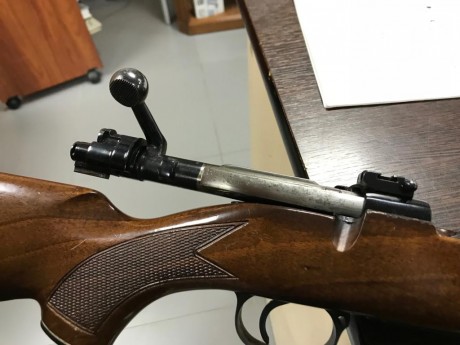 Buenas noches.
Necesito ayuda. Me ofrecen este rifle y me dicen que es un mauser.....pero no me mandan 00