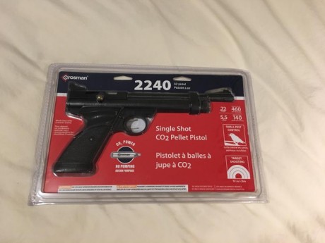 Prácticamente nueva, pistola potente y precisa, se puede ver cuando se desee. Se ha utilizado en dos ocasiones. 01