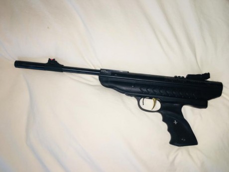 Se vende pistola pistola Hatsan supercharger 25 vortex calibre . 22 (5. 5 mm). Apenas ha tenido uso, se 02