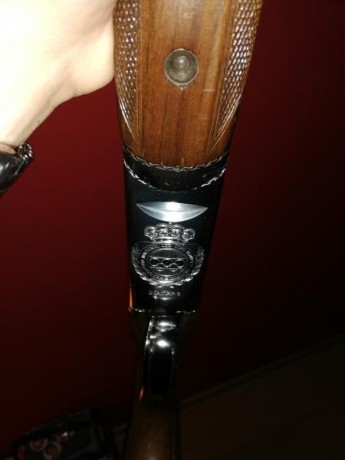 Vendo escopeta de la marca Lanber calibre 12 con cañones superpuestos de 75cm de largo, cañones ventilados 02