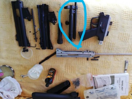 Busco esta pieza para una carabina HK MP5, calibre 22.
Gracias. 00