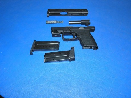 Por falta de uso y problemas de cupo, vendo una WALTHER PPS de 9mm. guiada en "F" adquirida 00