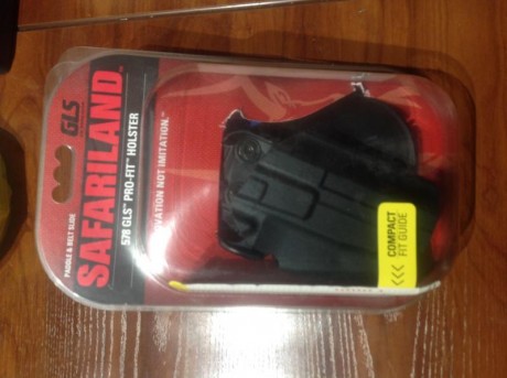 VENDIDA

Se vende la funda de pistola Safariland que se puede ver en la foto. En una de las fotos se puede 01