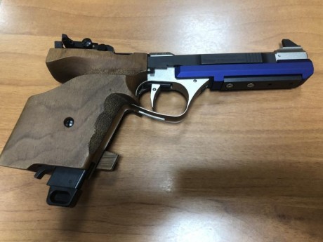 Hola compañeros
Vendo arma de mi esposa, el motivo es que se retira del tiro. Comprada nueva. Se puede 00