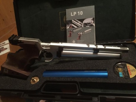 Hola vendo steyr lp10 talla m de diestros un solo dueño se compro a ibergris ,jamás a competido,fue un 10