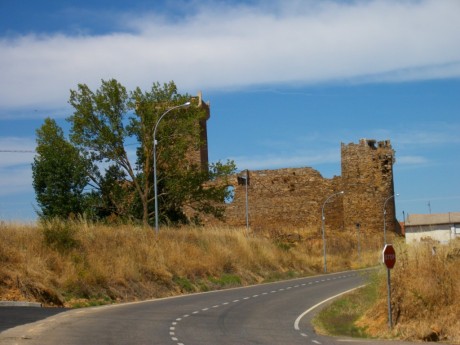  No se a vosotros, pero a mi los castillos me encantan.
Cuando paso delante de alguno no pierdo oportunidad 169