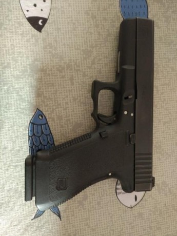 Buenas a todos,

Pongo a la venta mi Glock 21. Ahora no recuerdo si es de 2ª o 3ª generación.
Va muy bien.
Pido 11